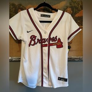 Braves women’s shirt